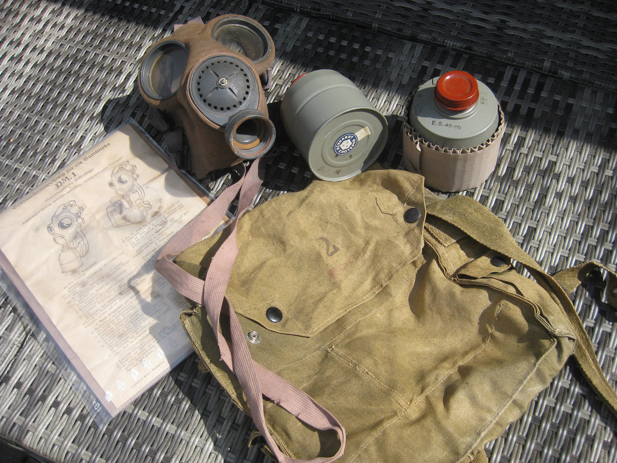 Extrem seltene Gasmaske DM.1 von der Wehrmacht 2.Weltkrieg mit Zubehör