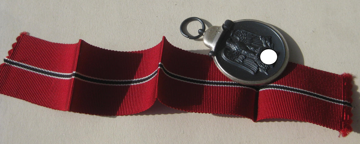 Ostmedaille 1941/42 Hersteller: 85 Mint Condition