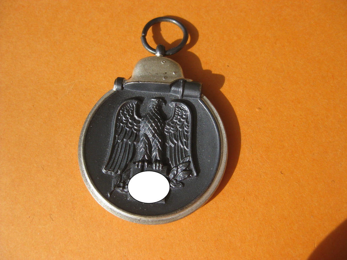 Ostmedaille 1941/42 Hersteller: 85 Mint Condition