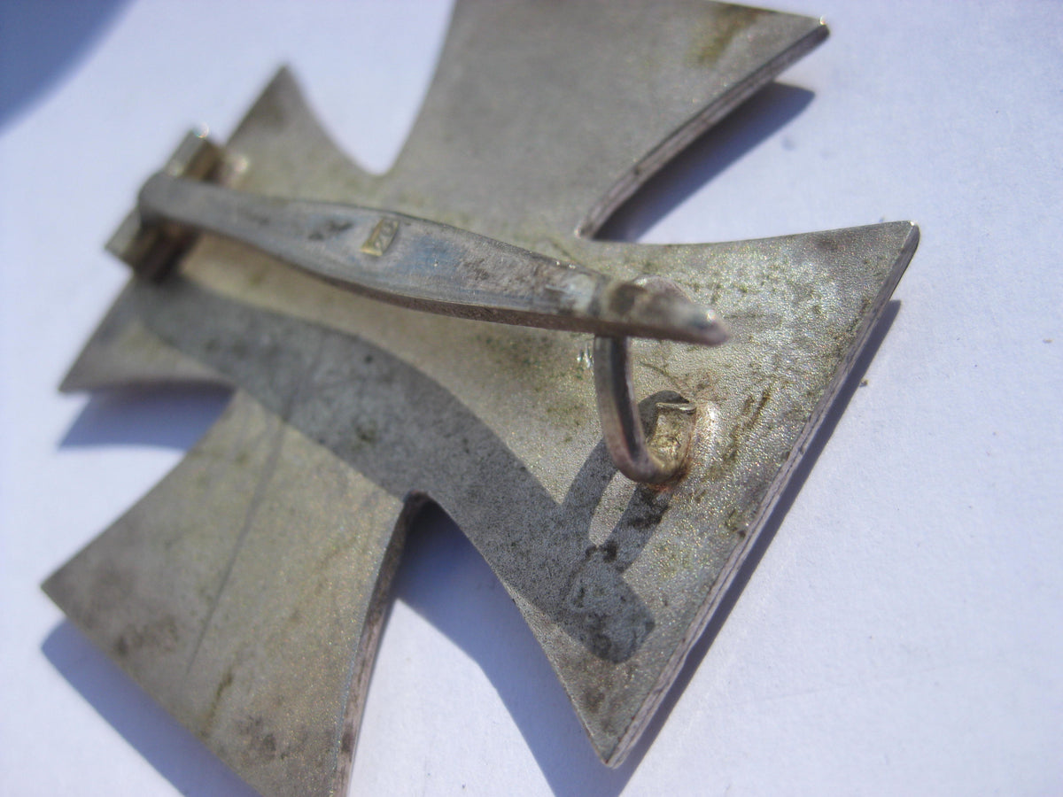 Eisernes Kreuz 1.Klasse Hersteller: "26"  (EK1/39) im Verleihungsetui