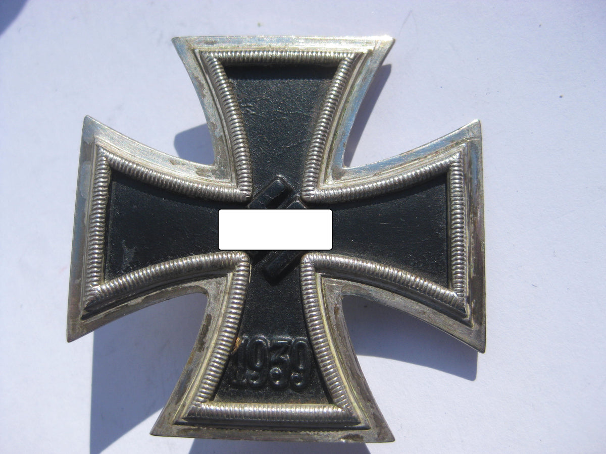 Eisernes Kreuz 1.Klasse Hersteller: "26"  (EK1/39) im Verleihungsetui