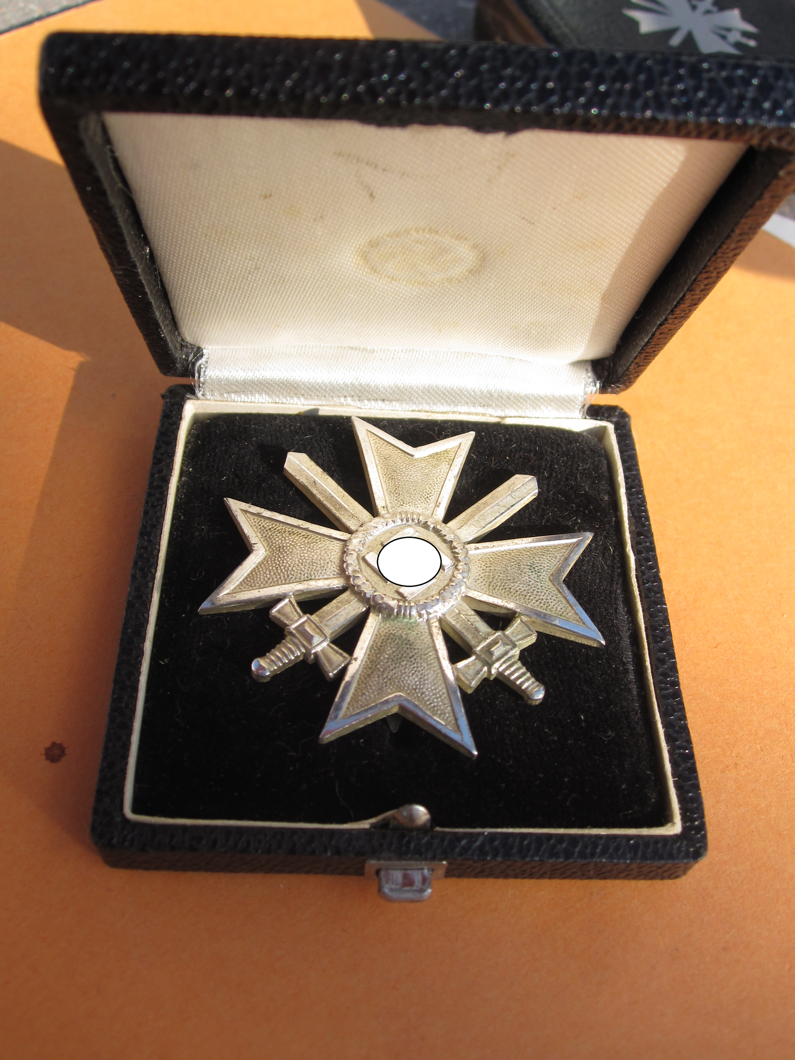 Kriegsverdienstkreuz 1.Klasse mit Schwertern (KVK1/39) Hersteller: "43“ Mint Condition