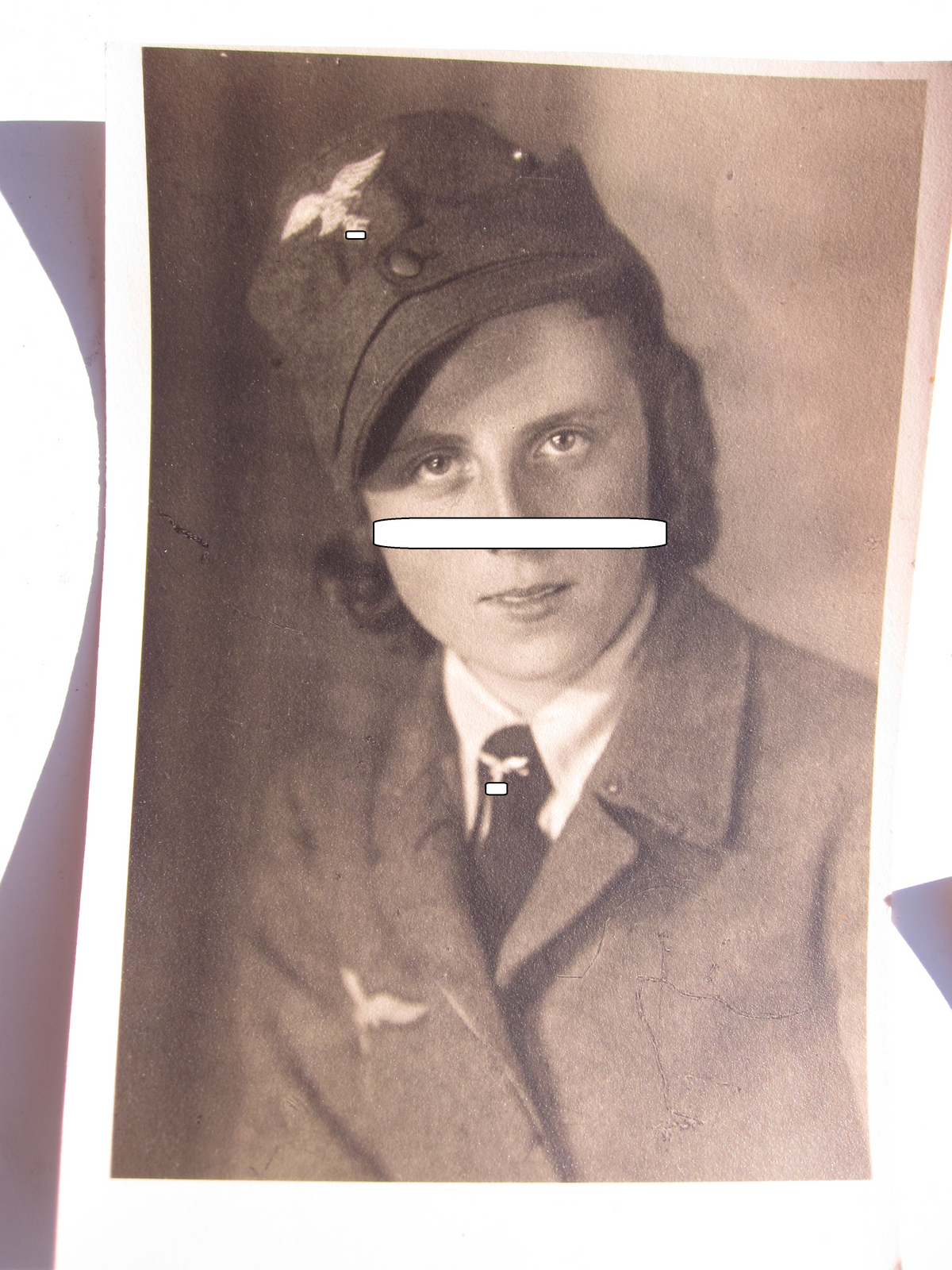 4 Original Fotos weibliches Luftwaffenpersonal!