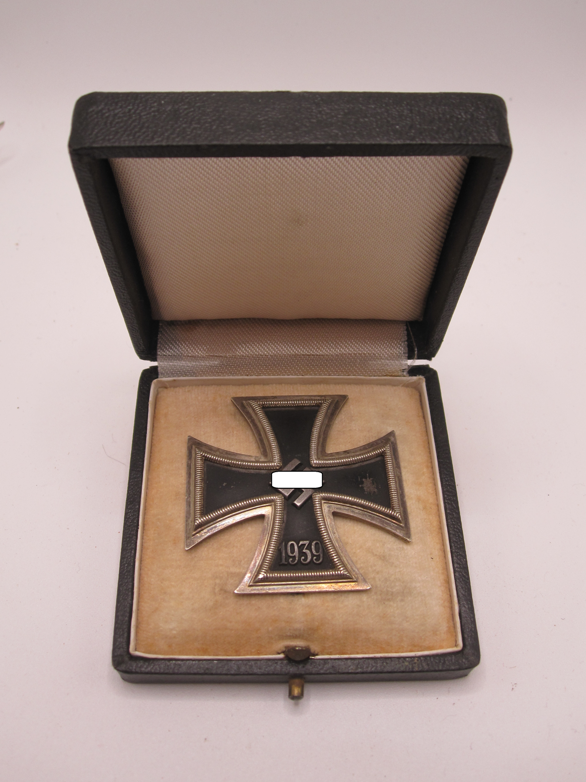 Eisernes Kreuz 1.Klasse 1939 (EK1/39) im Verleihungsetui Hersteller Juncker