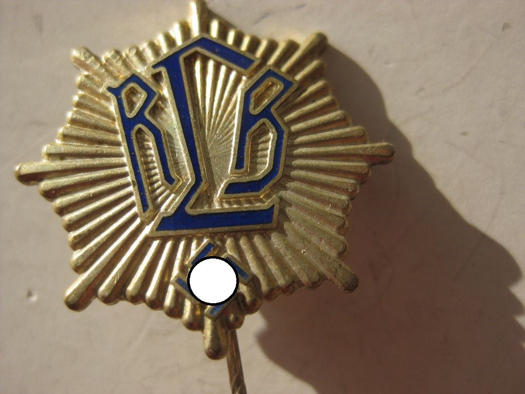 Mitgliedsabzeichen Reichsluftschutzbund (RLB) 1.Form Mint Condition