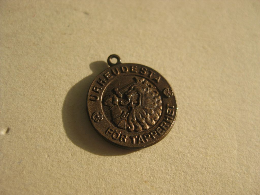 Miniatur Finnland finnische Tapferkeitsmedaille 1918 finnischer Orden Ehrenzeichen Kaiserreich Miniaturkettchen Miniaturkette Frackkette