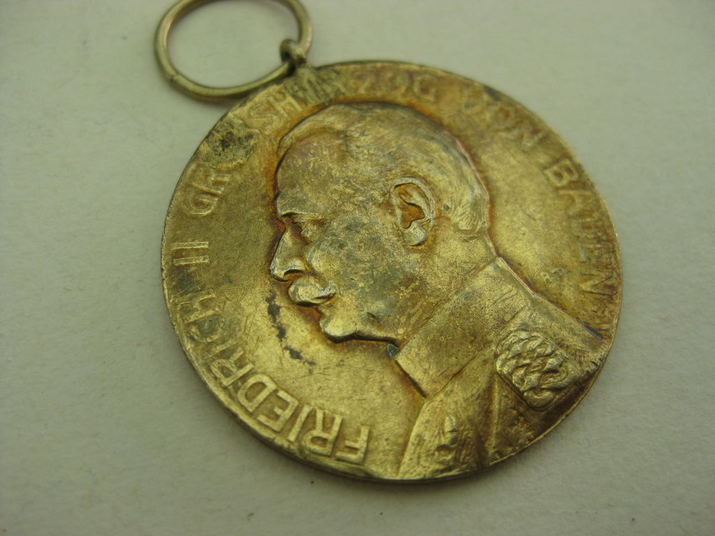 Baden kleine goldene Verdienstmedaille seltene VARIANTE