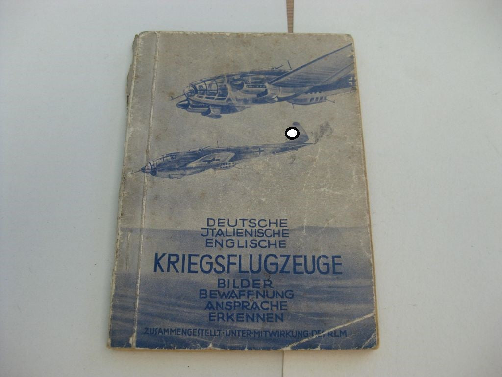 Originalausgabe Buch Heft Luftwaffe Fliegertruppe Kriegsflugzeuge 3.Reich
