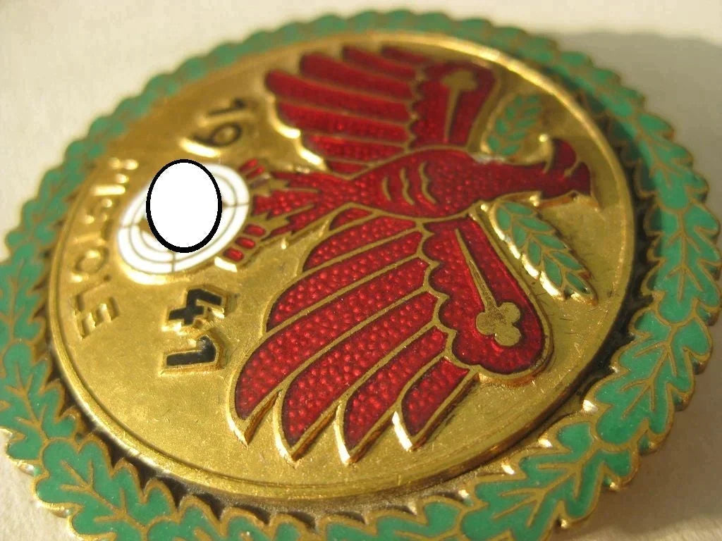 Große goldene Ehrennadel der Tiroler Gaumeisterabzeichen PISTOLE 1941 Mint Condition
