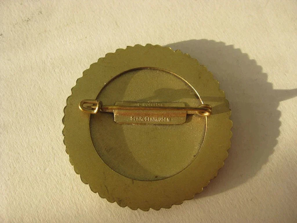 Große goldene Ehrennadel der Tiroler Gaumeisterabzeichen PISTOLE 1941 Mint Condition