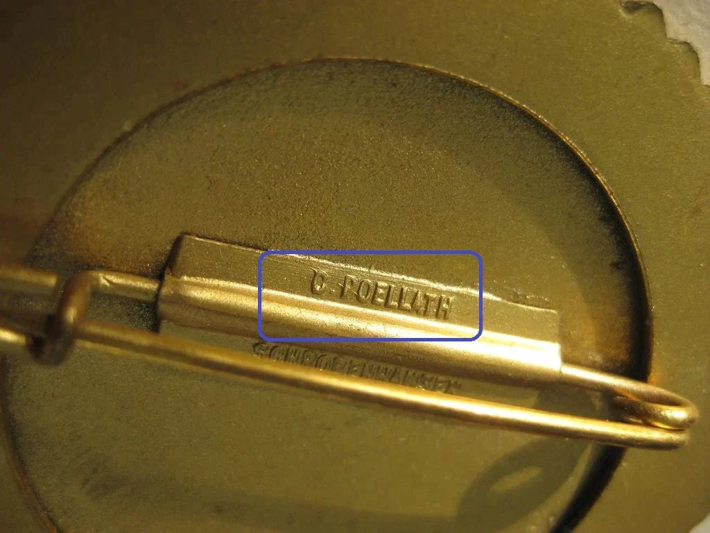 Große goldene Ehrennadel der Tiroler Gaumeisterabzeichen PISTOLE 1941 Mint Condition