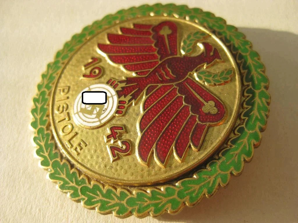 Große goldene Ehrennadel der Tiroler Gaumeisterabzeichen PISTOLE 1942 Mint Condition