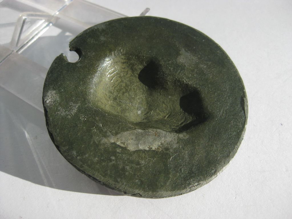 Ehrengabe Auszeichnung Spendenabzeichen WHW Winterhilfswerk Tag der Wehrmacht 1942 Wehrkreis MÜNCHEN Stahlhelm