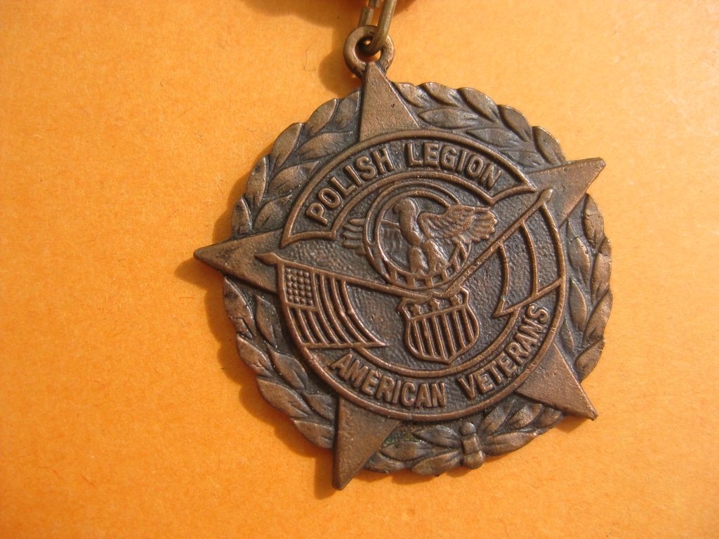 H.W.  -   -   USA american Veterans Polish Legion Medal