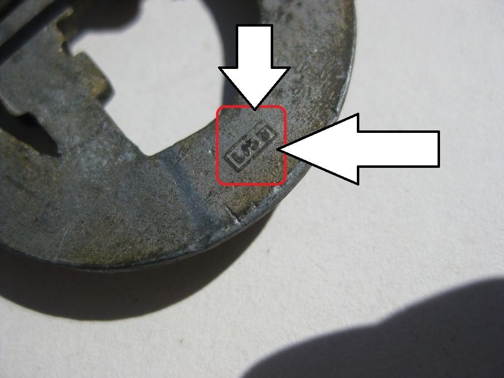 U-Bootkriegsabzeichen VARIANTE Hersteller: L/53 Hymmen Co. Unterseeboot Abzeichen Orden 3.Reich Wehrmacht