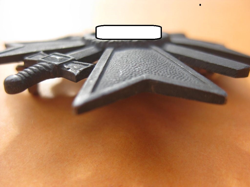 Kriegsverdienstkreuz 1.Klasse mit Schwertern Hersteller: "L15" Otto Schickle Pforzheim