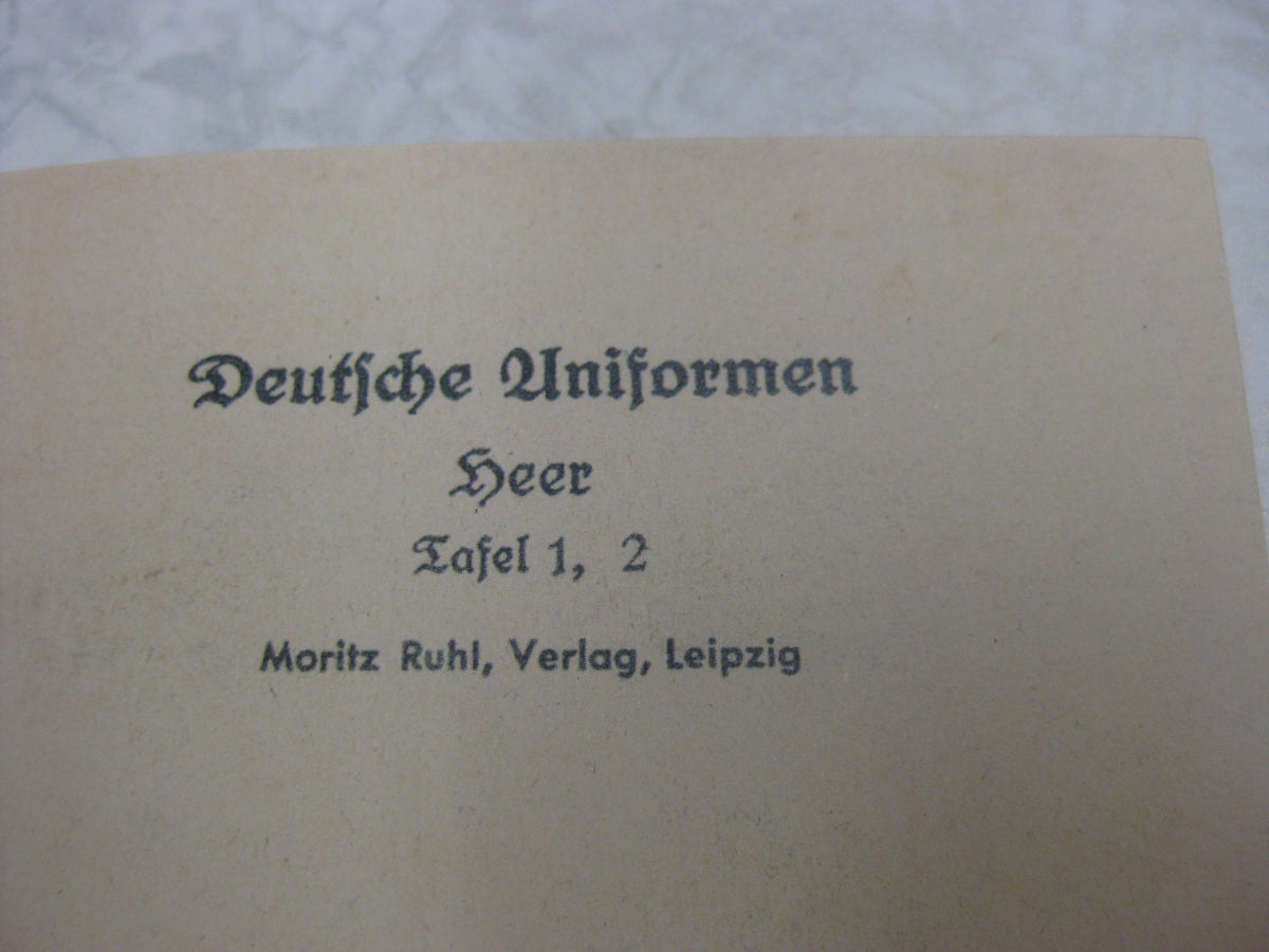 Buch Heftchen Deutsche Uniformen Wehrmacht Kriegsmarine Luftwaffe Waffen-SS SA Hitlerjugend NSFK NSKK etc etc