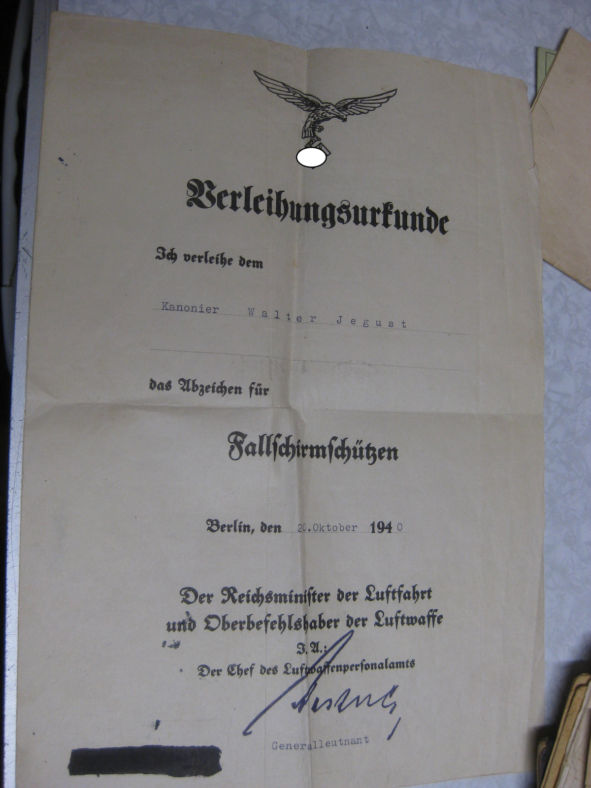 Verleihungsurkunden Luftwaffe Ärmelband  KRETA Fallschirmschützenabzeichen