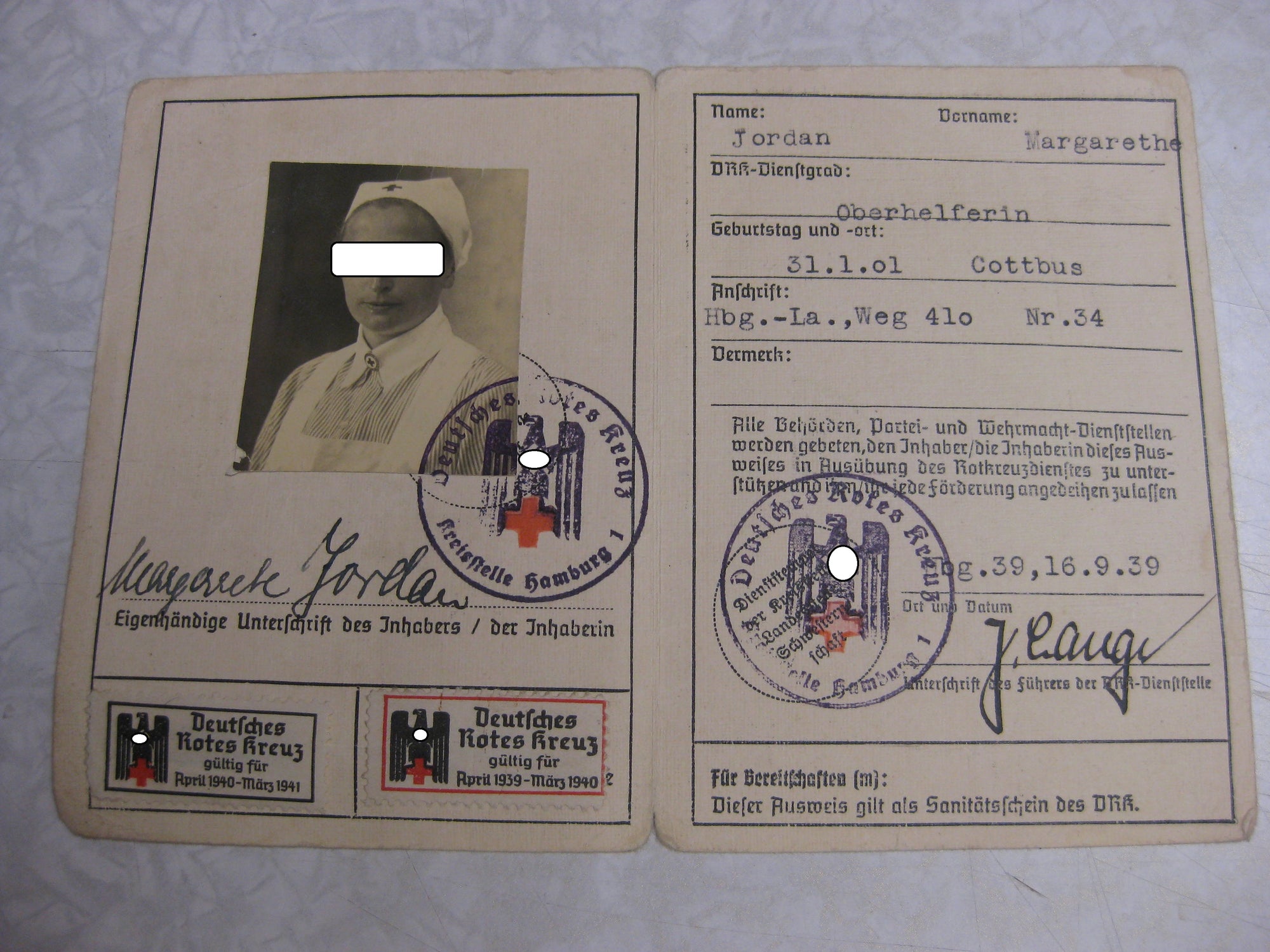 Personalausweis Dienstausweis Dienstbuch Helferin Deutsches Rotes Kreuz Cottbus (DRK)