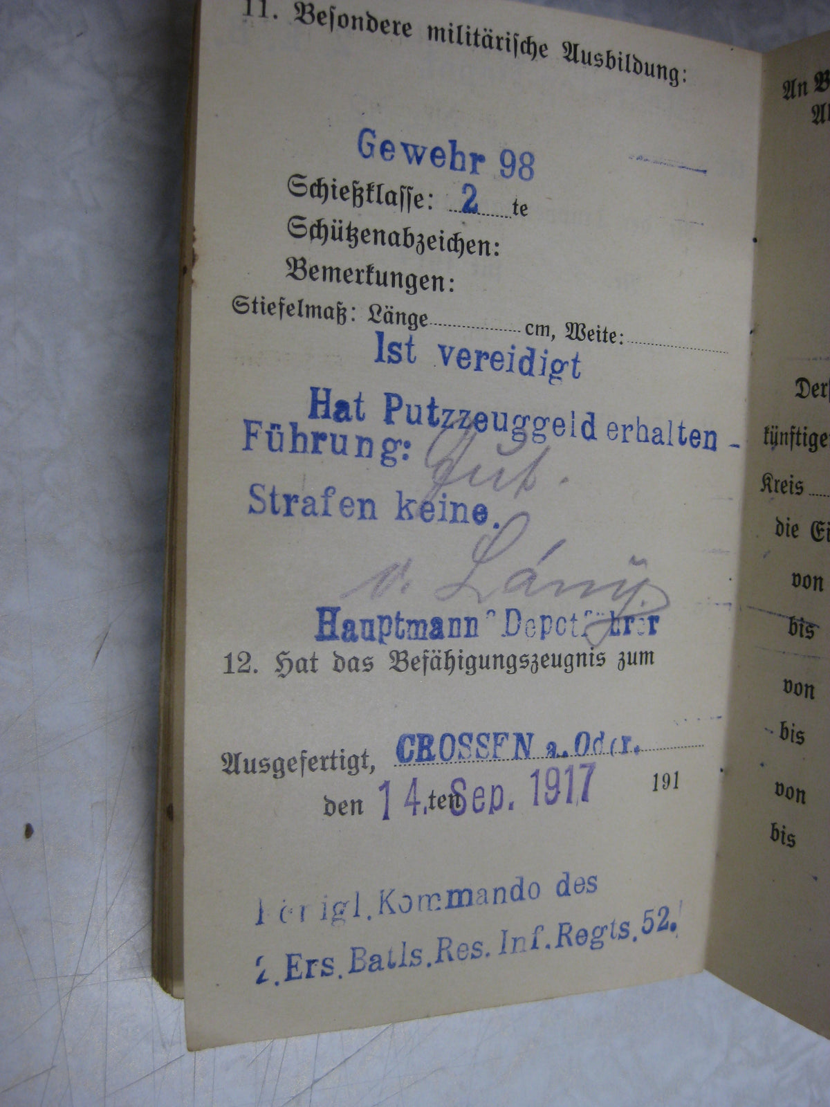 Militärpaß / Soldbuch Reserve Infanterie Regiment 52