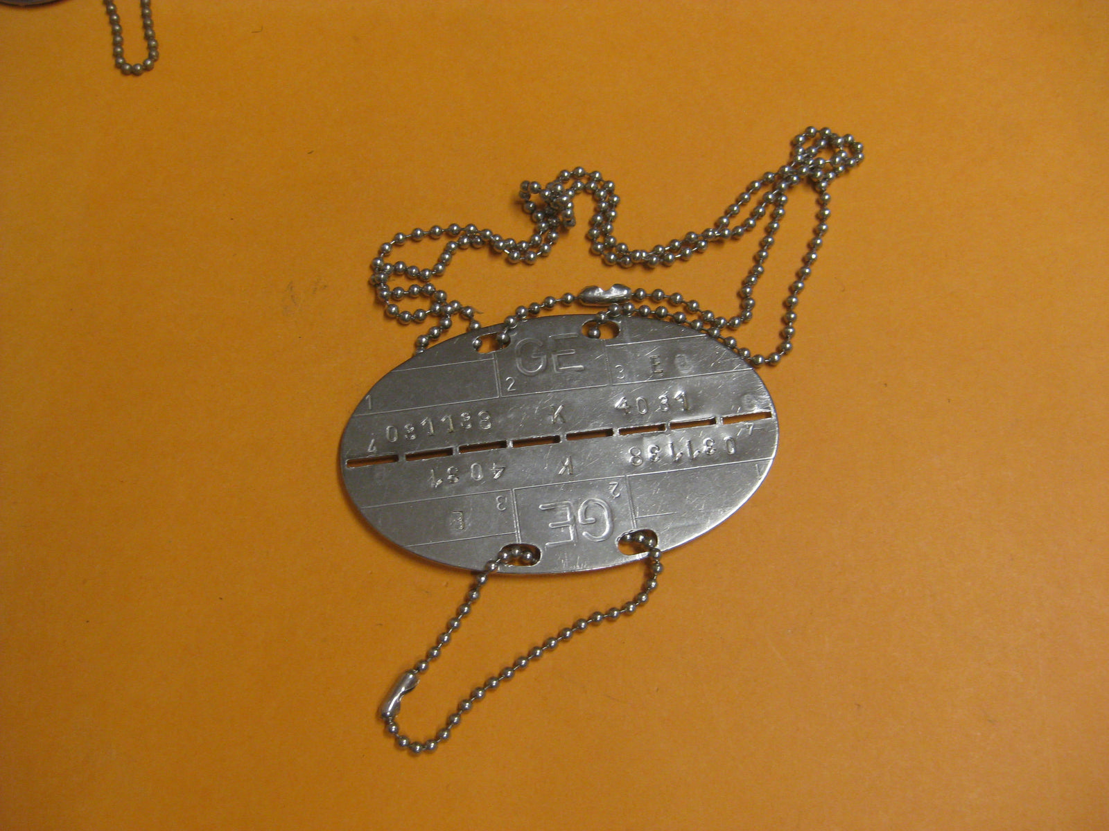 Erkennungsmarke KEIN Bodenfund !! 1000% alt und ORIGINAL Bundeswehr