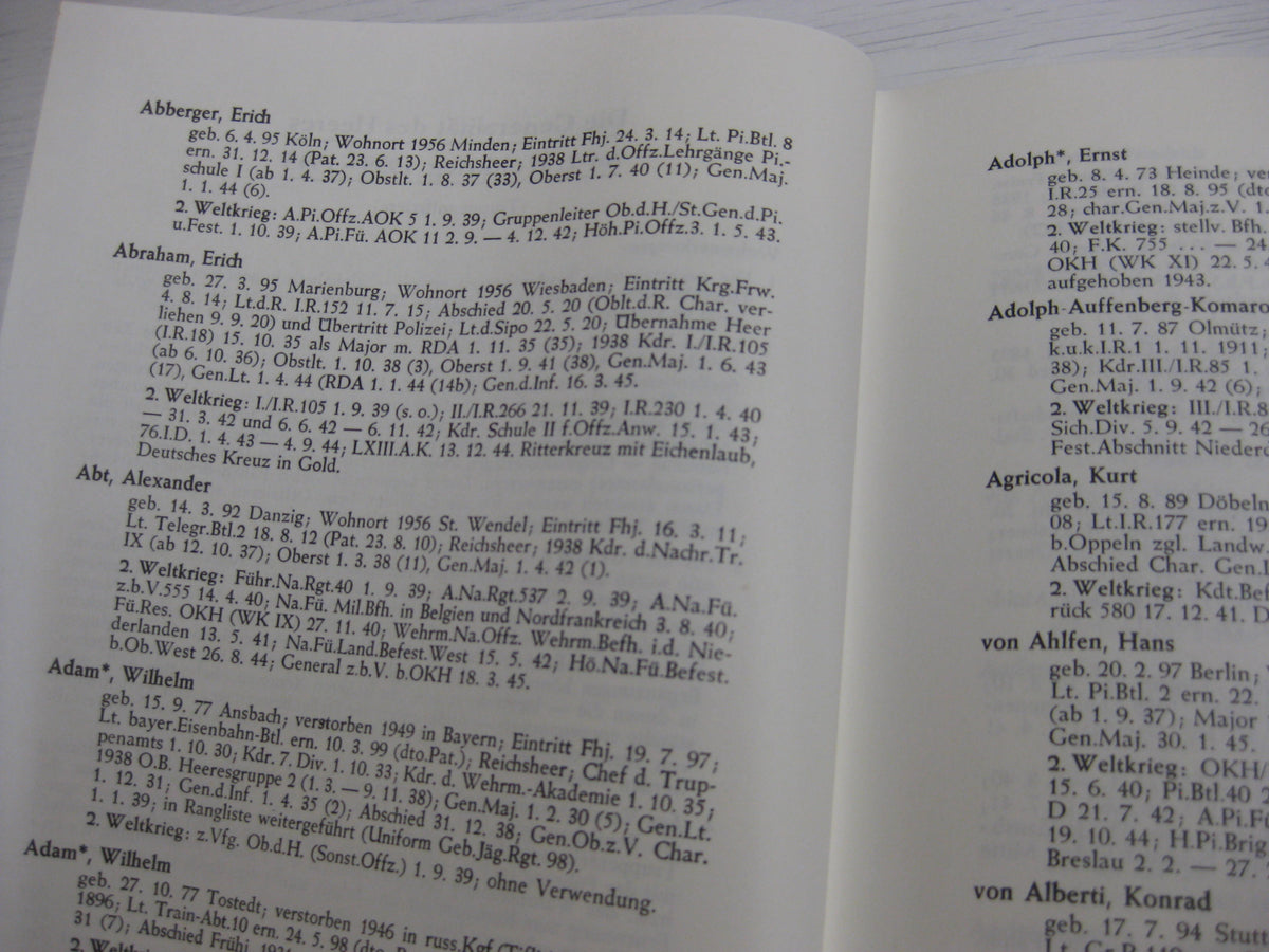 Buch Die Generale des Heeres und die Sanitätsoffiziere im Generalsrang in der Wehrmacht