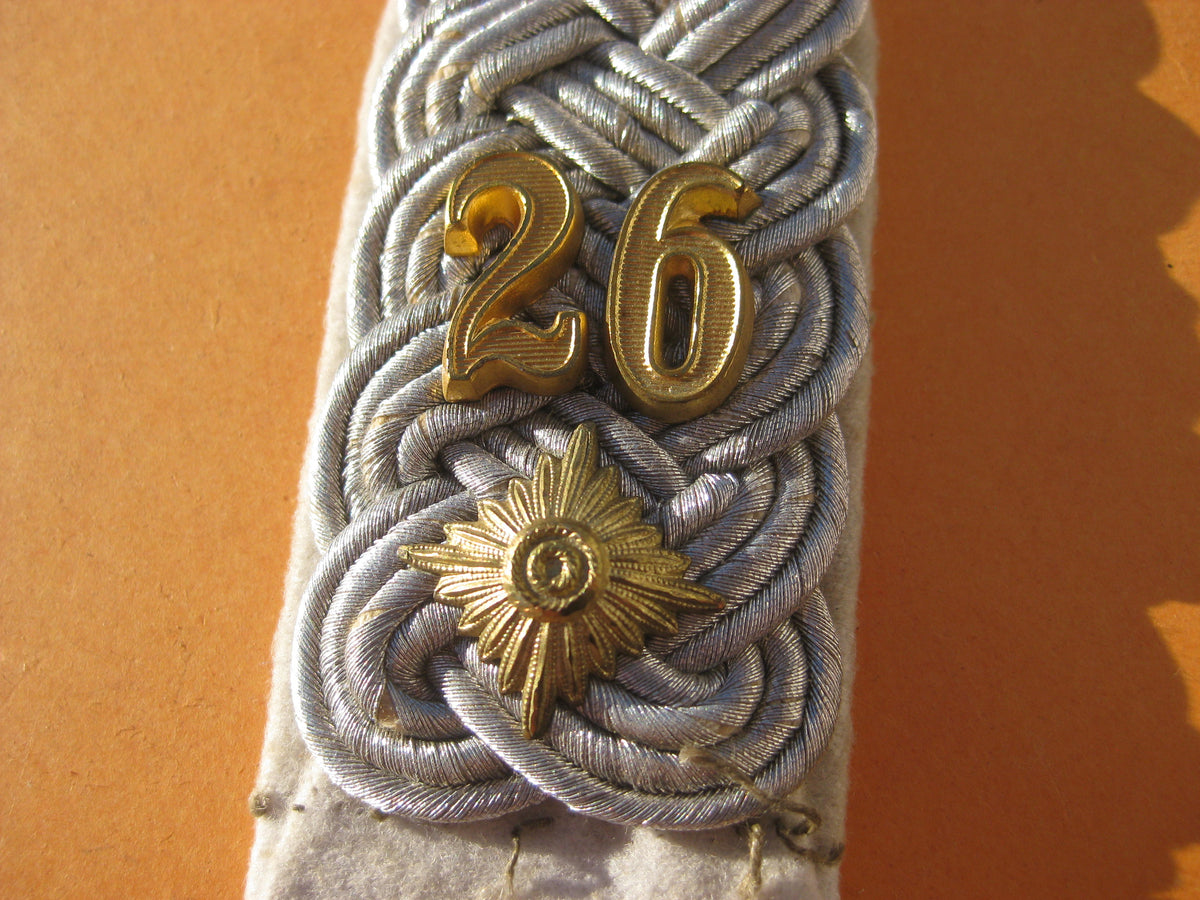 Schulterklappe Oberstleutnant Wehrmacht im Infanterie Regiment 26 -Flensburg- Ritterkreuzträger