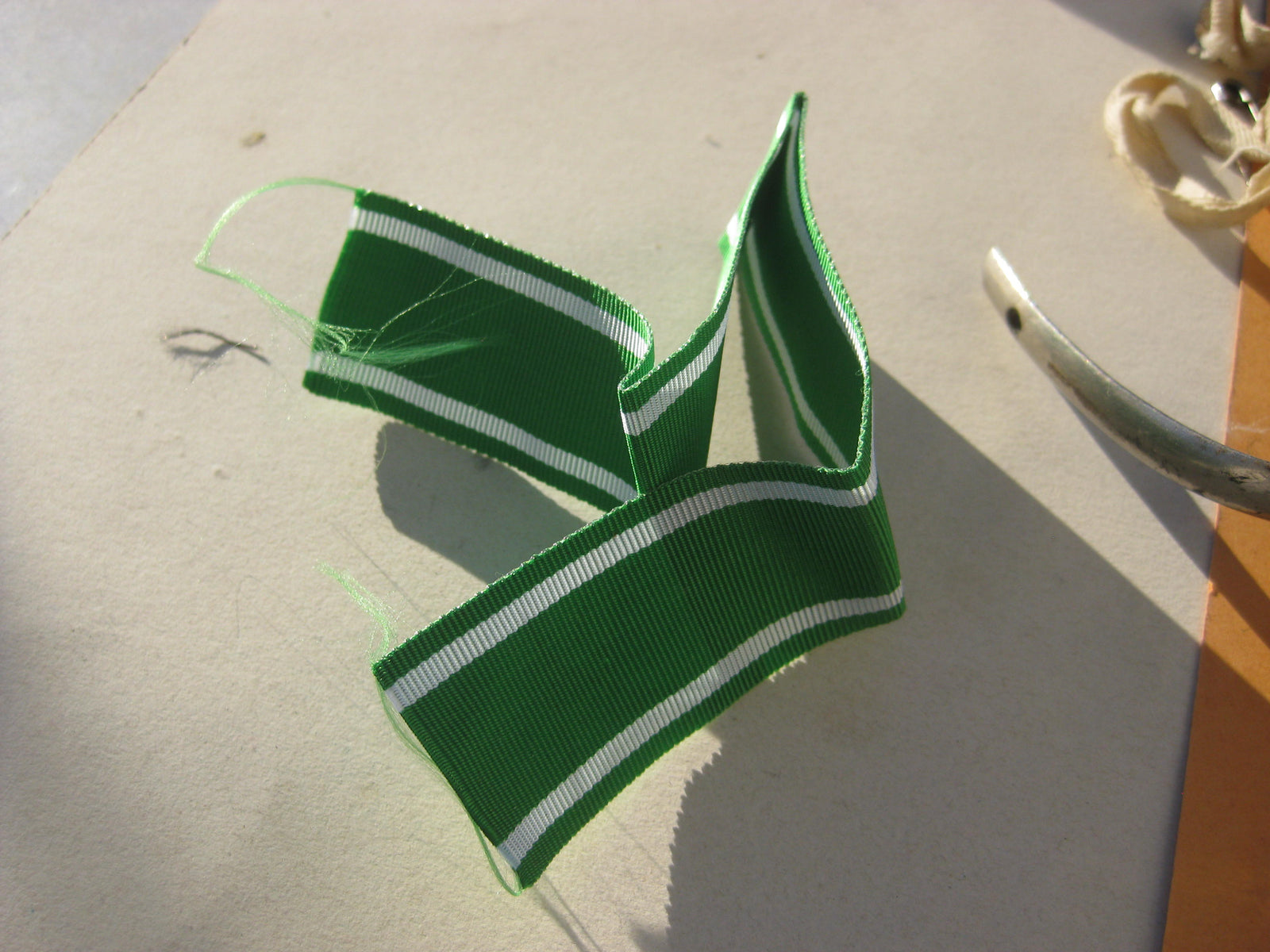 Sammleranfertigung Ordensband UV-positiv zur Verdienstauszeichnung für Ostvölker