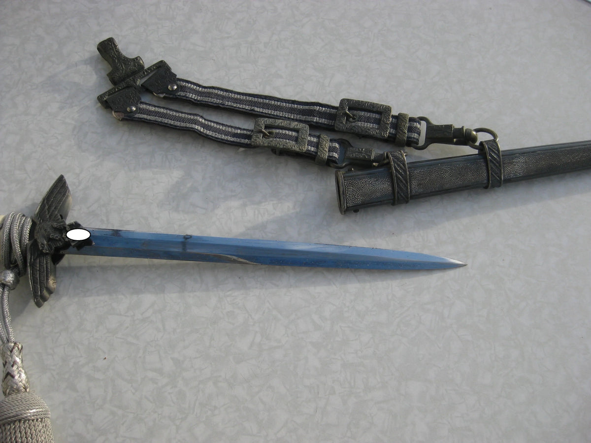 Offiziersdolch / Luftwaffe / Luftwaffendolch Mint condition