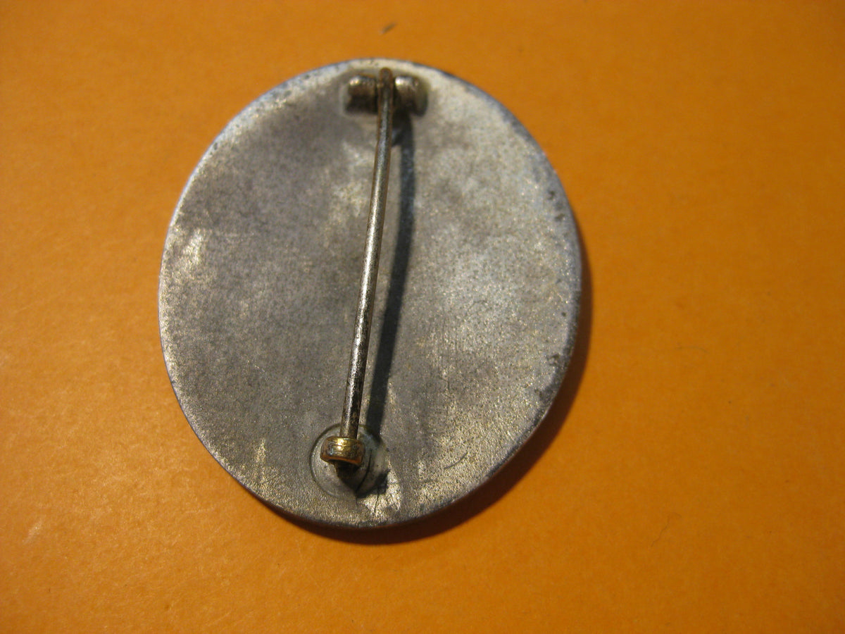 Verwundetenabzeichen 1939 in Silber Hersteller &quot;100&quot;