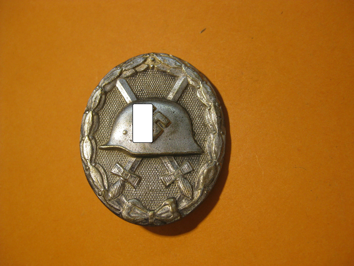 Verwundetenabzeichen 1939 in Silber Hersteller &quot;100&quot;