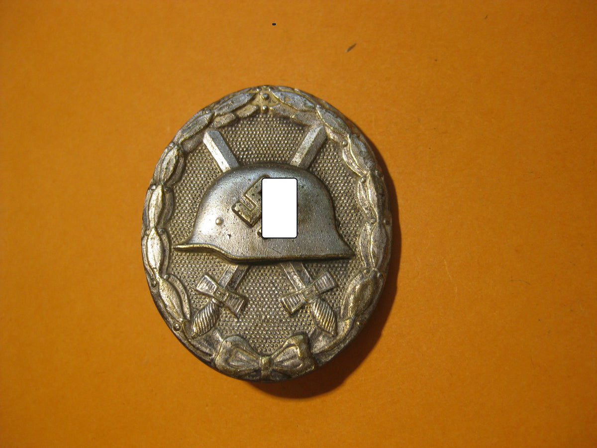 Verwundetenabzeichen 1939 in Silber Hersteller &quot;100&quot;