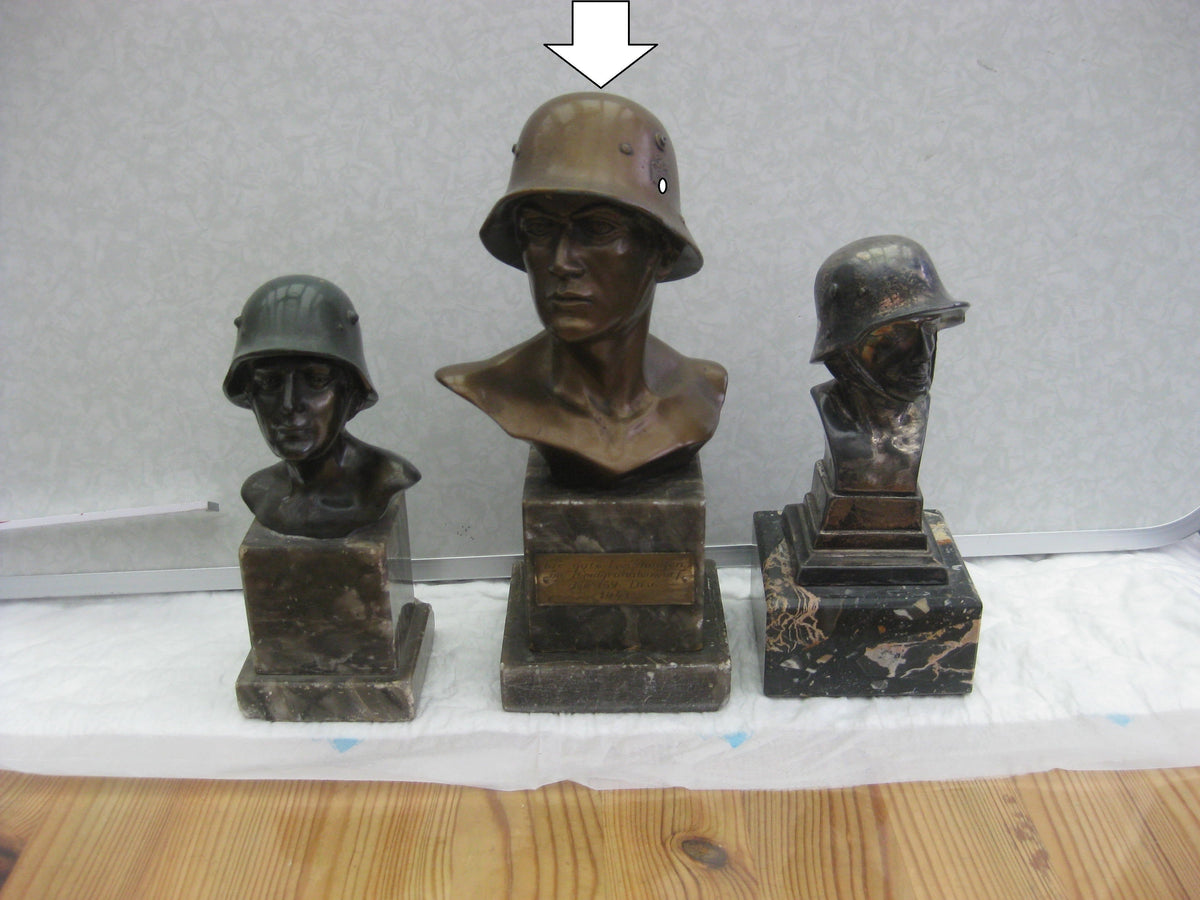 Erinnerungsstück Soldatenbüste Wehrmachtssoldat mit Stahlhelm HANDGRANATENWURF Panzertruppe Sturmartillerie Panzerjäger Sturmgeschützkommandant Alfons B...