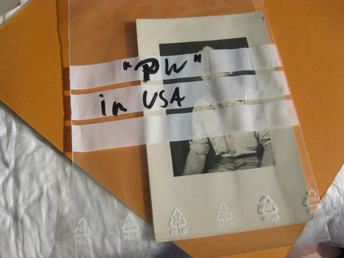 2x Uniformfoto Gefreiter der Infanterie Wehrmacht in USA Kriegsgefangenschaft