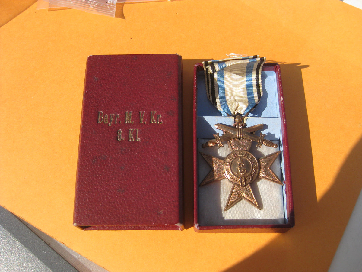 BAYERN Königreich bayrisches Militärverdienstkreuz 3.Klasse mit Schwertern (MVK) 1866-1918 in Verleihungsschachtel