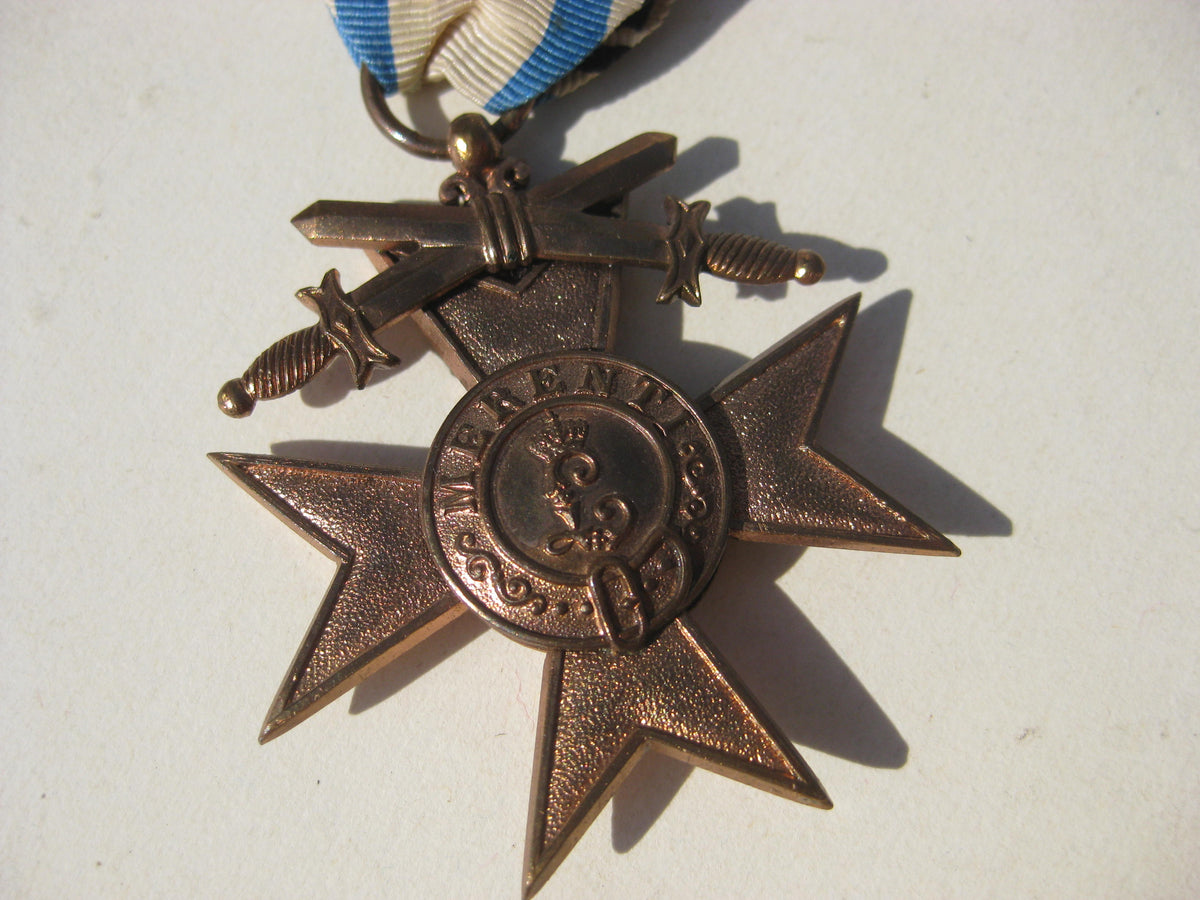 BAYERN Königreich bayrisches Militärverdienstkreuz 3.Klasse mit Schwertern (MVK) 1866-1918 in Verleihungsschachtel