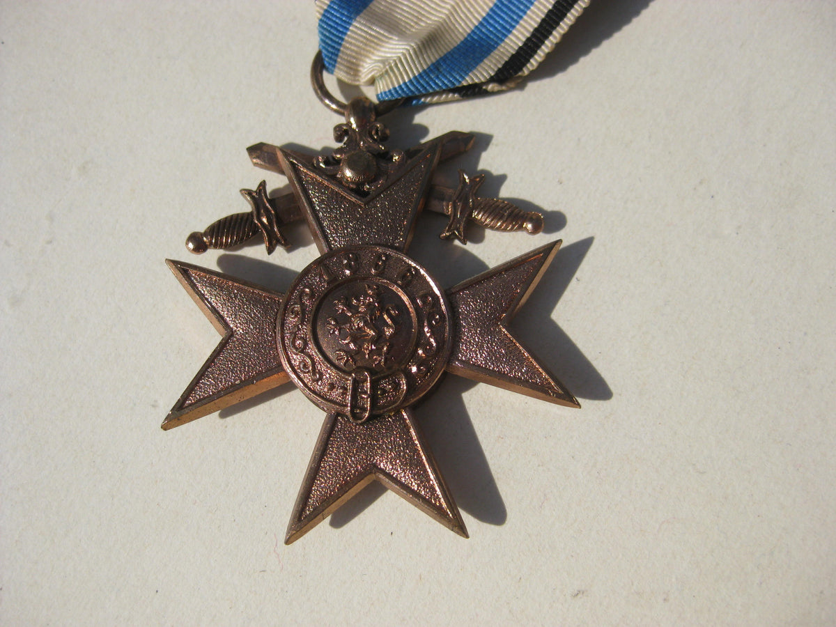BAYERN Königreich bayrisches Militärverdienstkreuz 3.Klasse mit Schwertern (MVK) 1866-1918 in Verleihungsschachtel