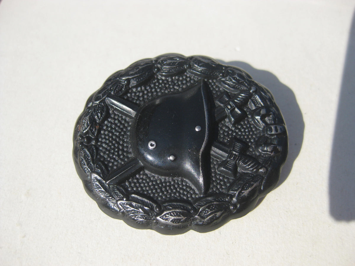 Verwundetenabzeichen in Schwarz 1918 EISEN in Mint Condition