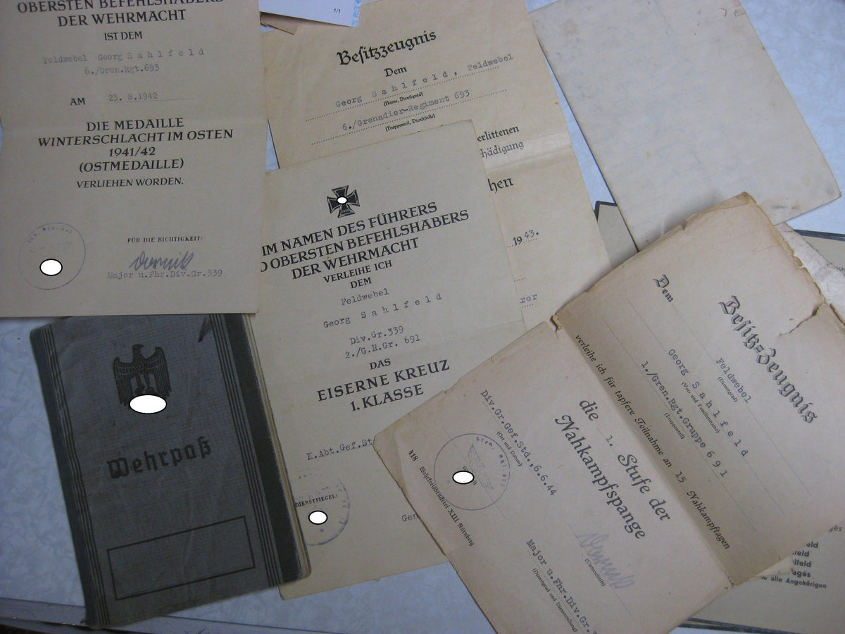 Nachlass Dokumente Verleihungsurkunden Besitzzeugnis Ostfront / Russland