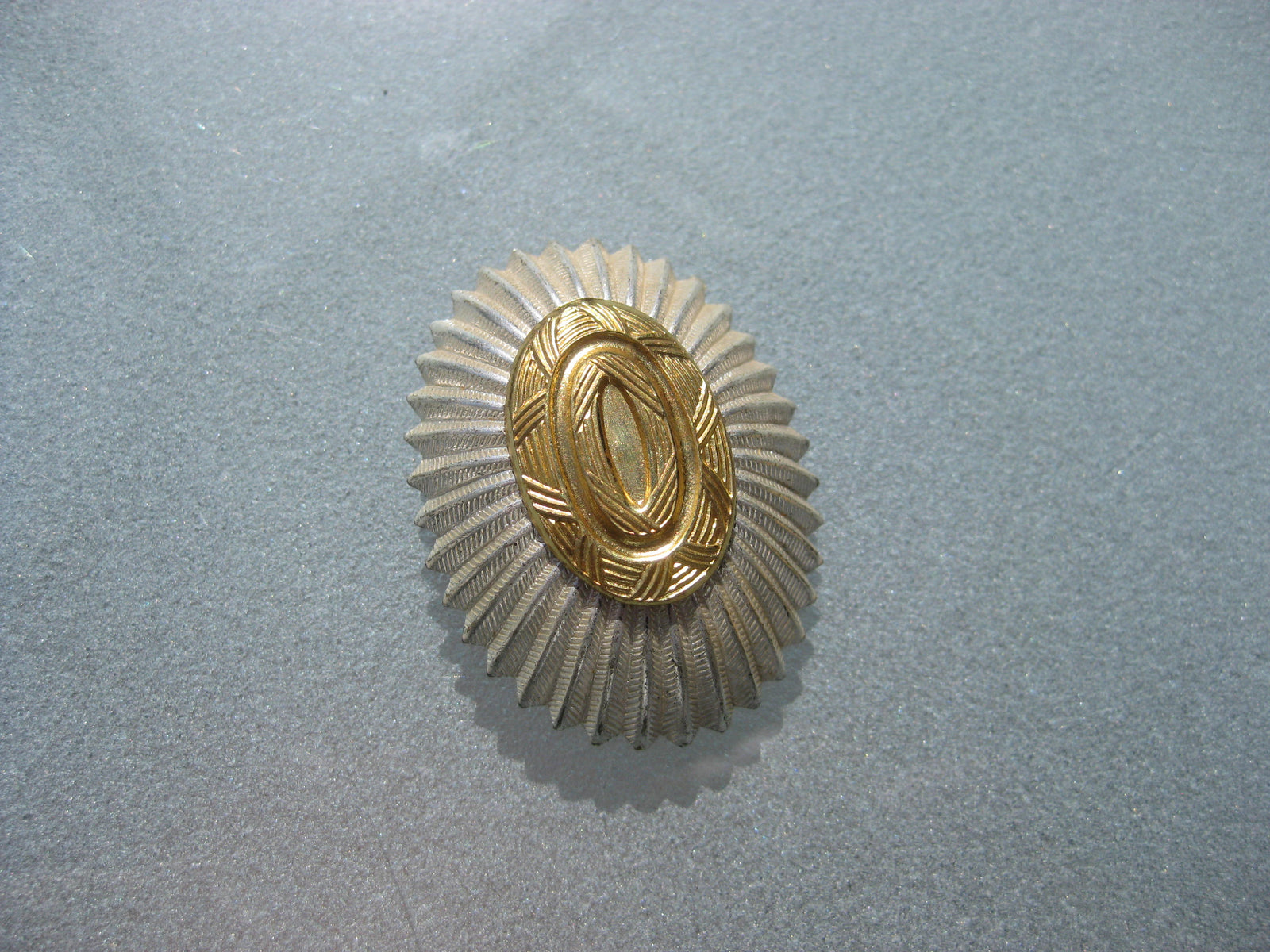 Beutestück Kokarde unbekanntes Mützenabzeichen Effekten ??