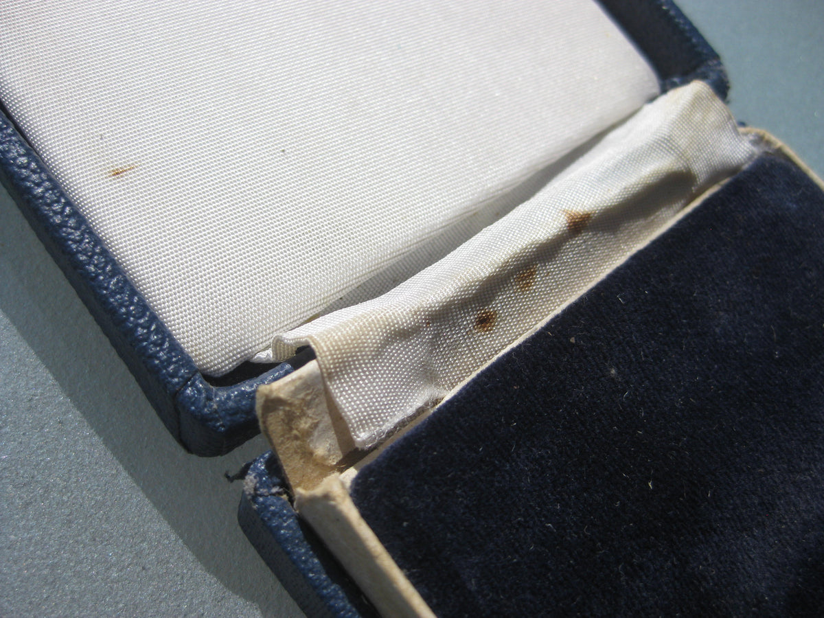 unbekanntes Verleihungsetui / Verleihungsschachtel Jugoslawien