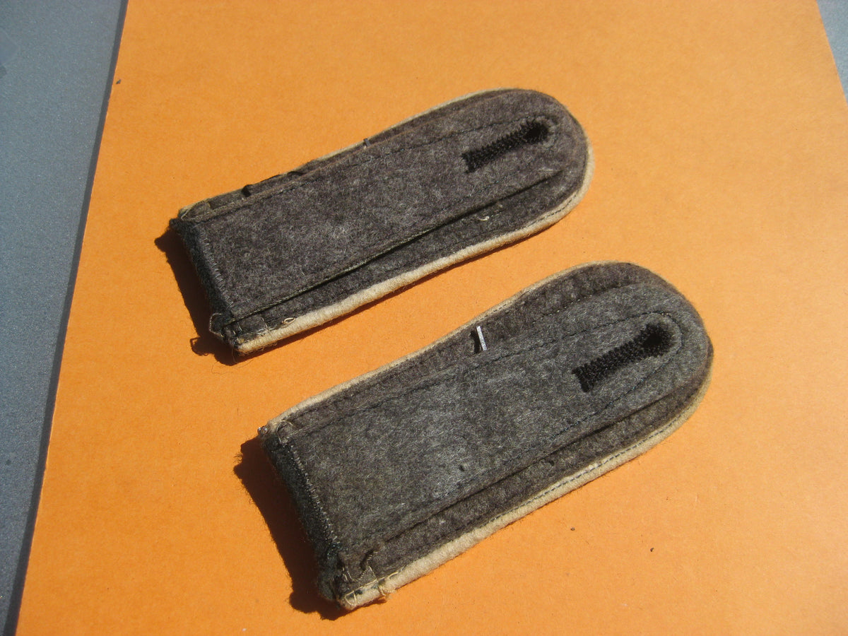 Schulterklappen Heer Unteroffizier / Feldwebel I.R. 18 Wehrmacht
