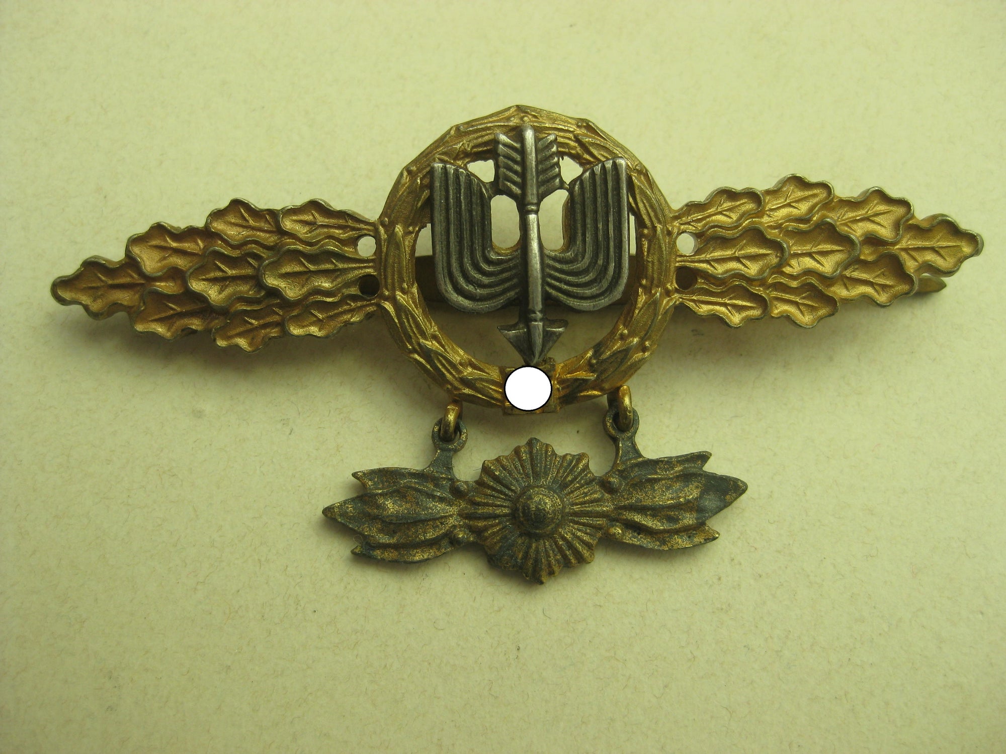 Frontflugspange für ZERSTÖRER / Schlachtflieger in Gold MIT Anhänger !!!! EXTREM SELTEN !!!!