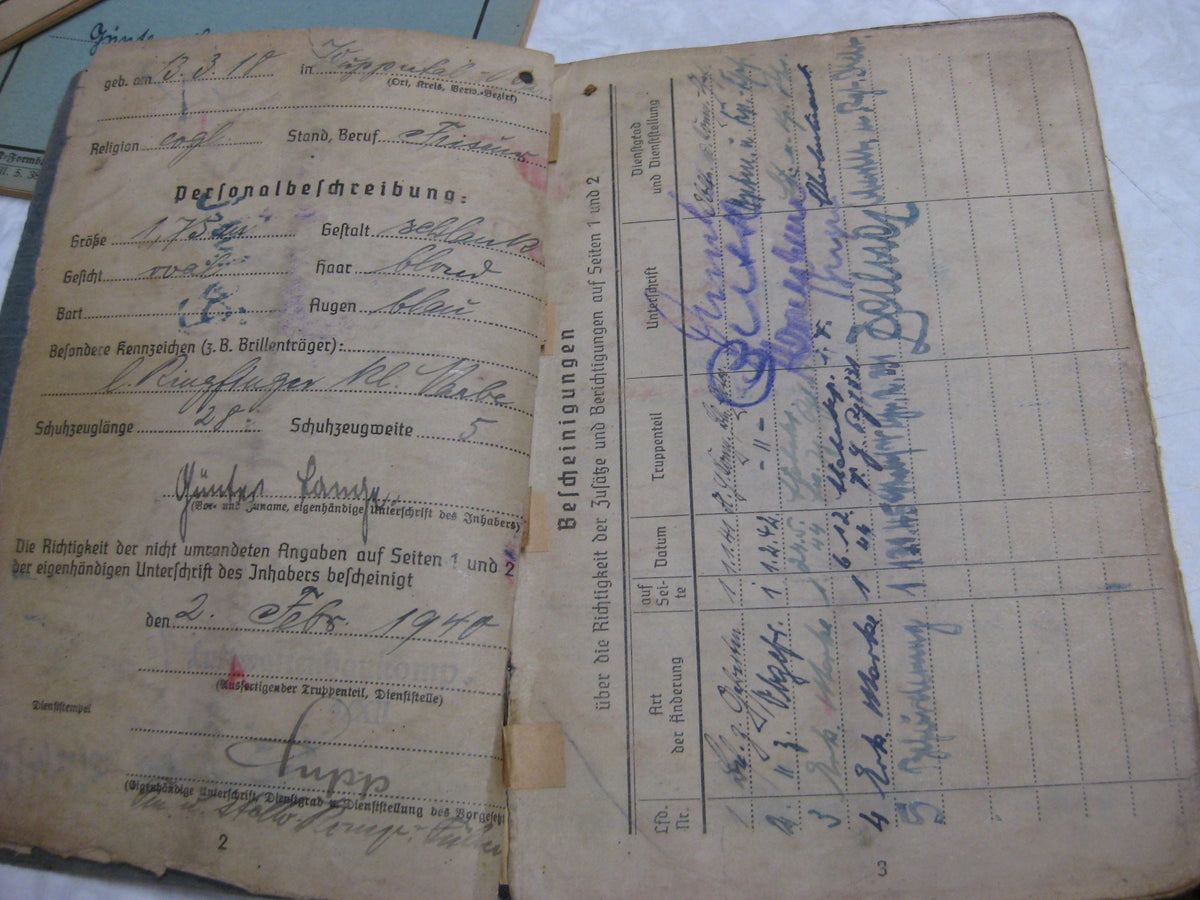 Soldbuch Flugbuch Wehrpaß Wehrmacht Luftwaffe Verwundetenabzeichen in GOLD