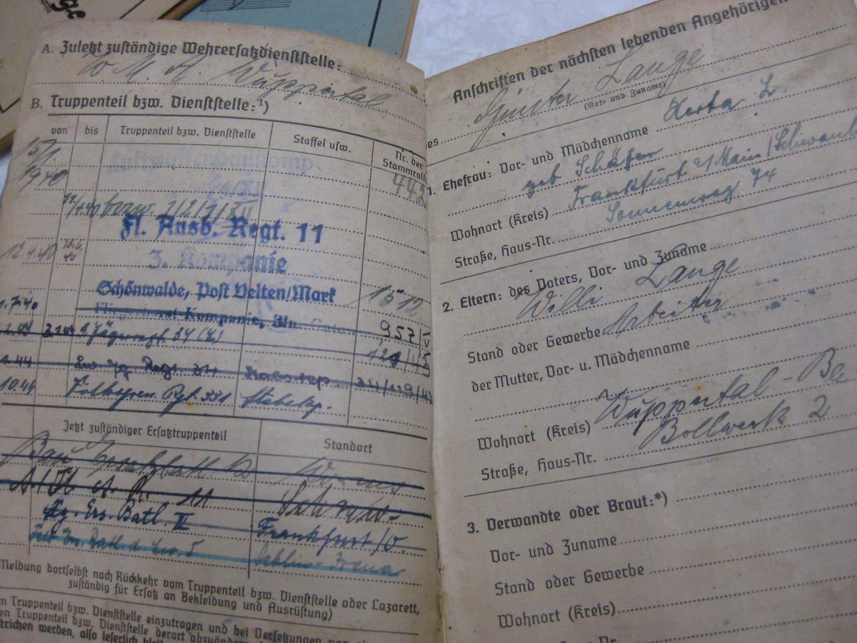 Soldbuch Flugbuch Wehrpaß Wehrmacht Luftwaffe Verwundetenabzeichen in GOLD