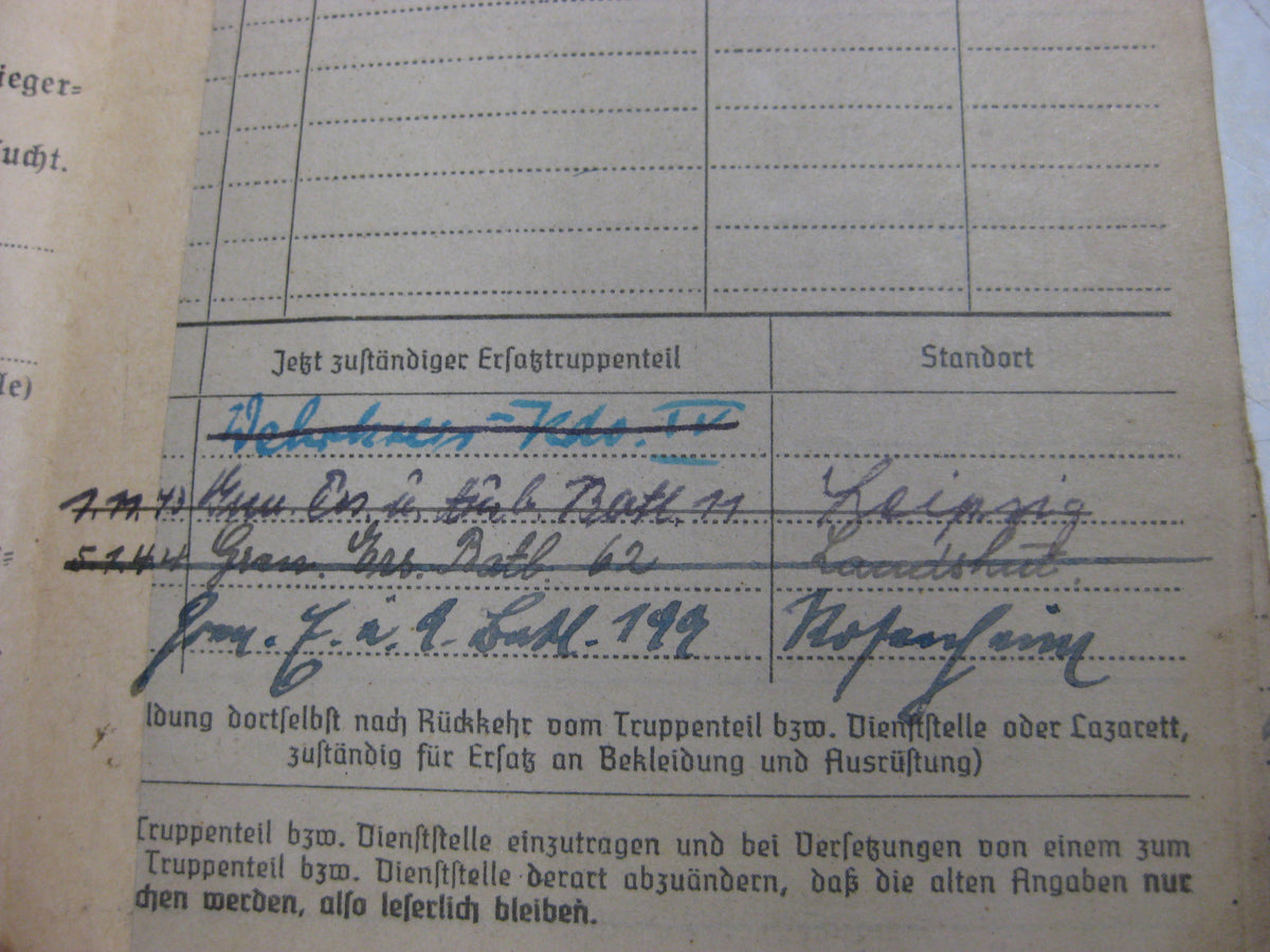 Soldbuch Flugbuch Wehrpaß Wehrmacht Luftwaffe Verwundetenabzeichen in GOLD