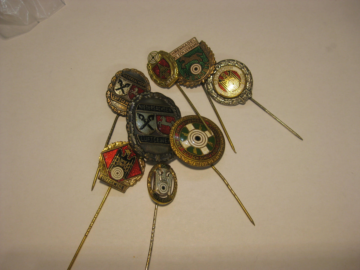 8 verschiedene Mitgliedsnadeln Deutscher Schützenbund VERDEN Niedersachsen Kyffhäuser etc