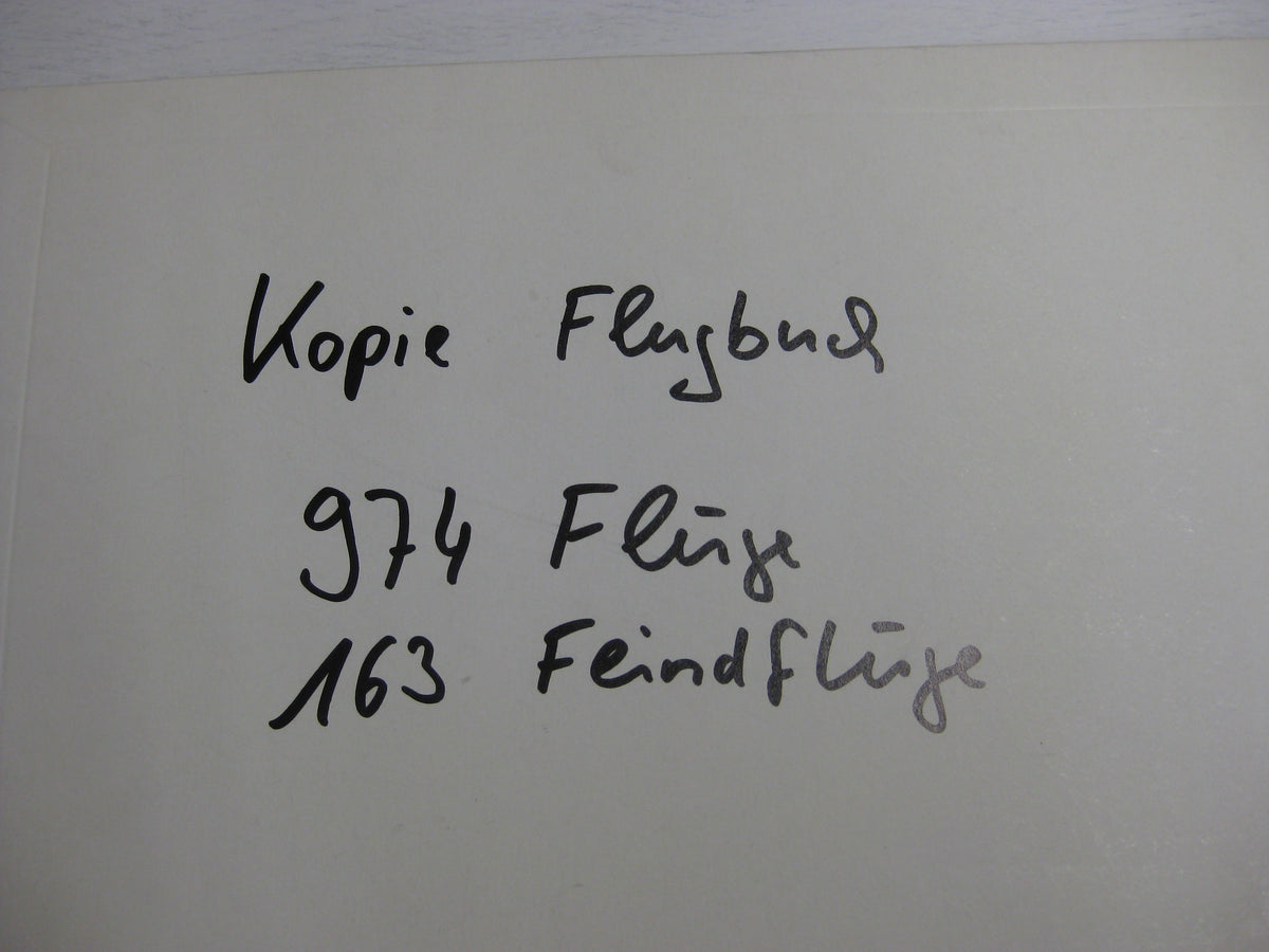 Kopie Flugbuch Luftwaffe Träger goldene Frontflugspange 974 Flüge mit 163 (!!) eingetragenen Feindflügen