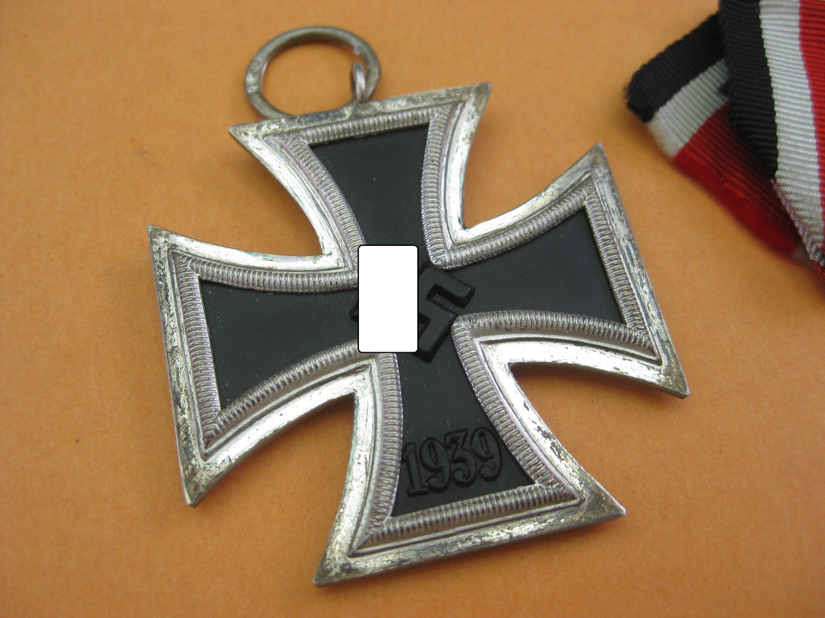 Eisernes Kreuz 2.Klasse 1939 (EK2/39) Hersteller: "120" Mint Condition