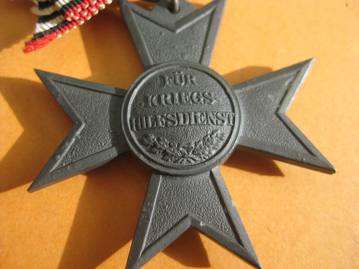 Kreuz für Kriegshilfsdienst -Preußen- Verleihung an Frau !!!